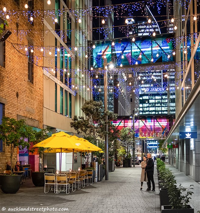 Fifth Harmony Worth It Achieved Chart Peaks and Billion-View Awards