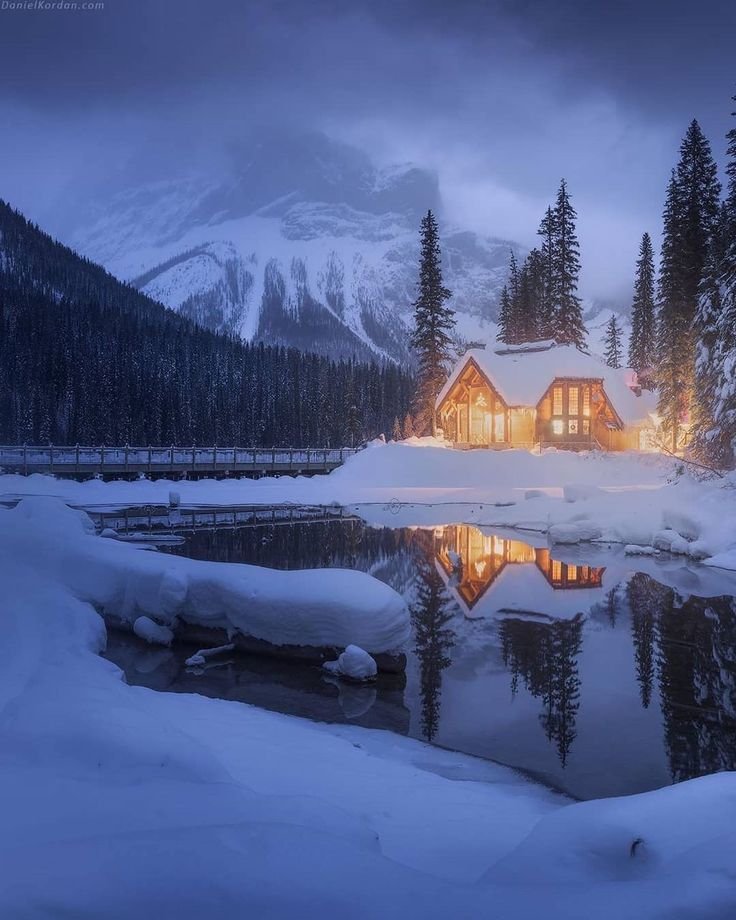 Themes Of Self-Respect In Popular Songs Celebrate Individuality